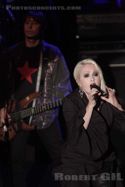 CINDY LAUPER - 2008-10-20 - PARIS - Le Bataclan - 